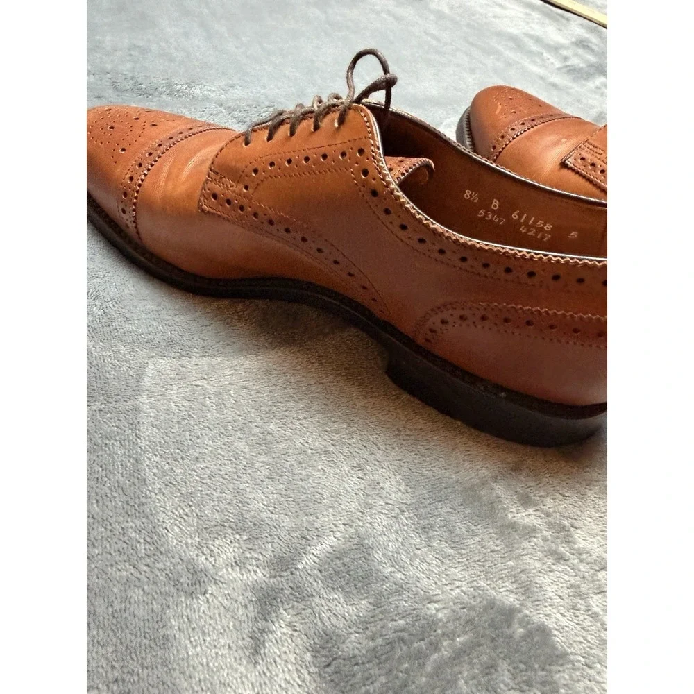 Allen Edmonds Sanford 5267 Chili Leather Brogue Cap Toe Oxfords Size 8.5 D